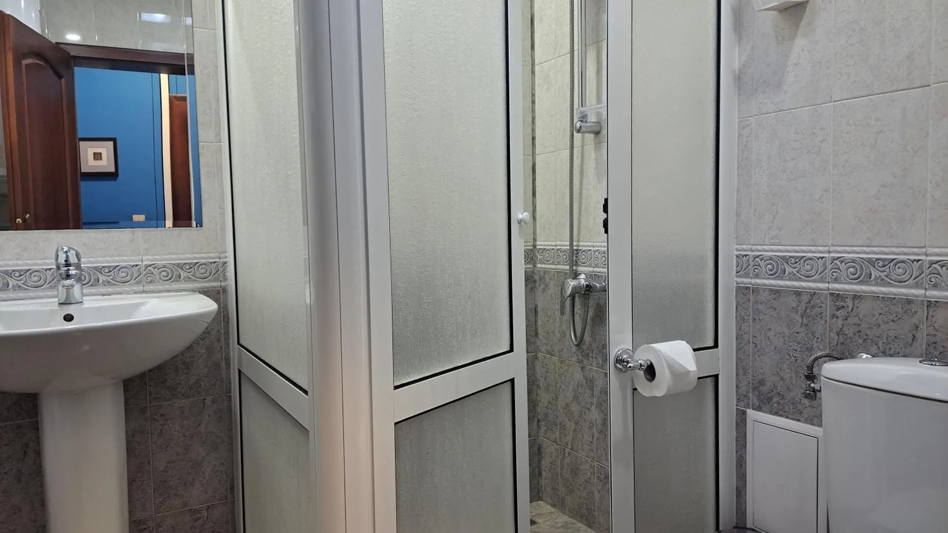 Family Hotel At Renaissance Square Plovdiv